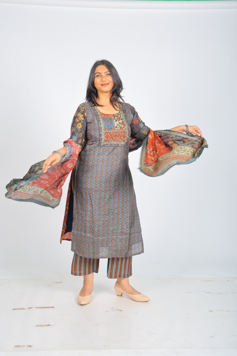 Kalamkari Printed Straight Suit With Dupatta