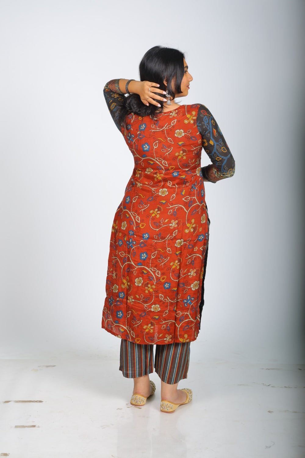 Kalamkari Printed Straight Suit With Dupatta